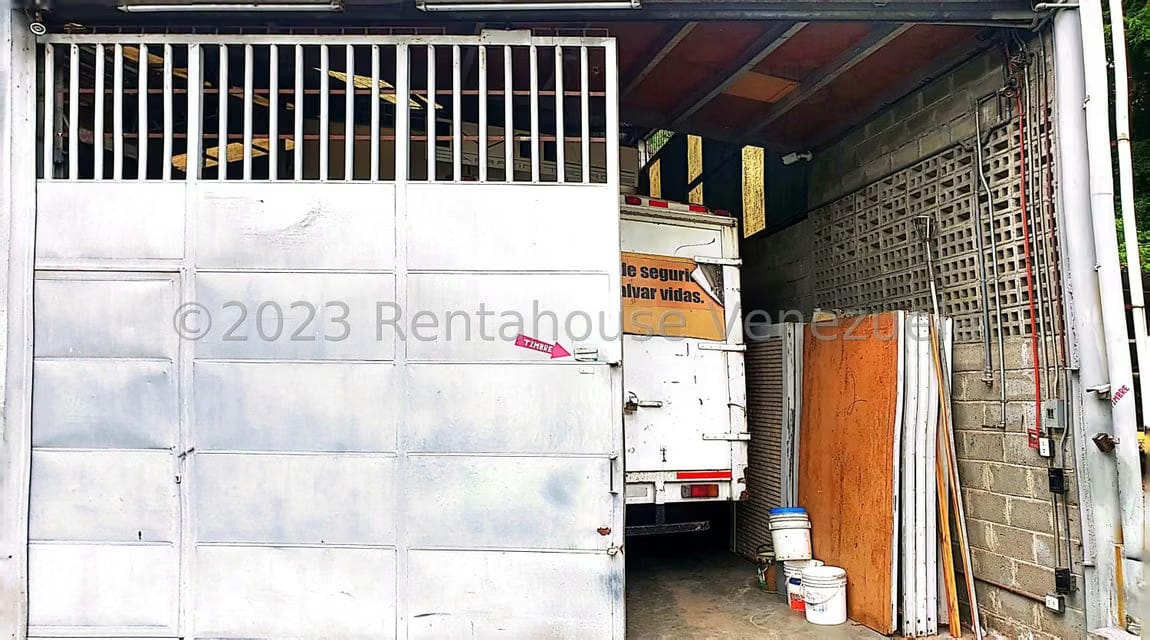 Comercial (Galpon - Deposito) en Venta en Baruta, Distrito Metropolitano - 2