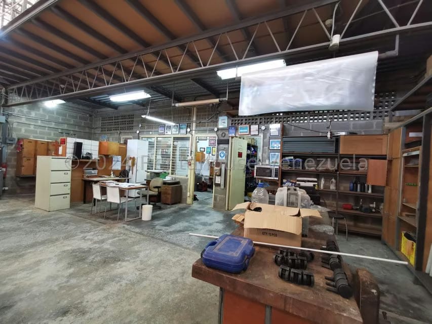 Comercial (Galpon - Deposito) en Venta en Baruta, Distrito Metropolitano - 23