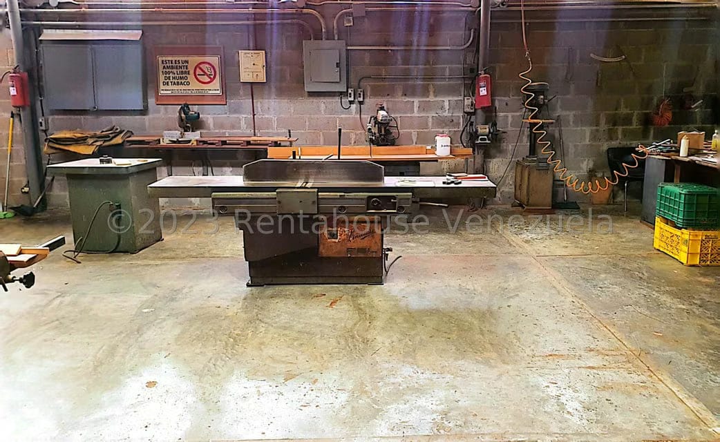 Comercial (Galpon - Deposito) en Venta en Baruta, Distrito Metropolitano - 6