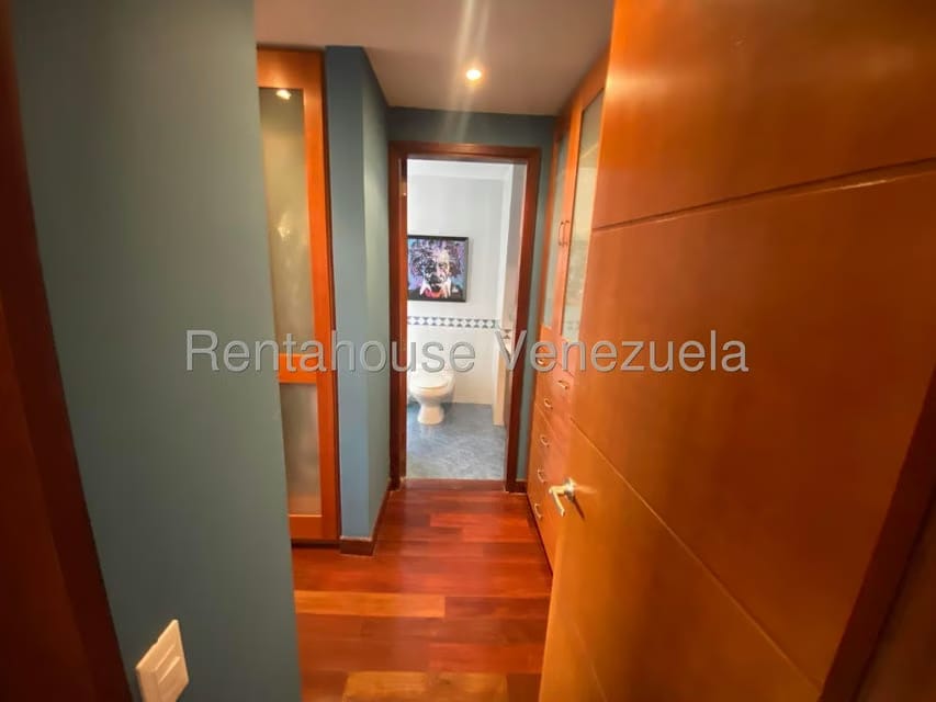 Apartamento (Duplex) en Venta en Los Samanes, Distrito Metropolitano - 26