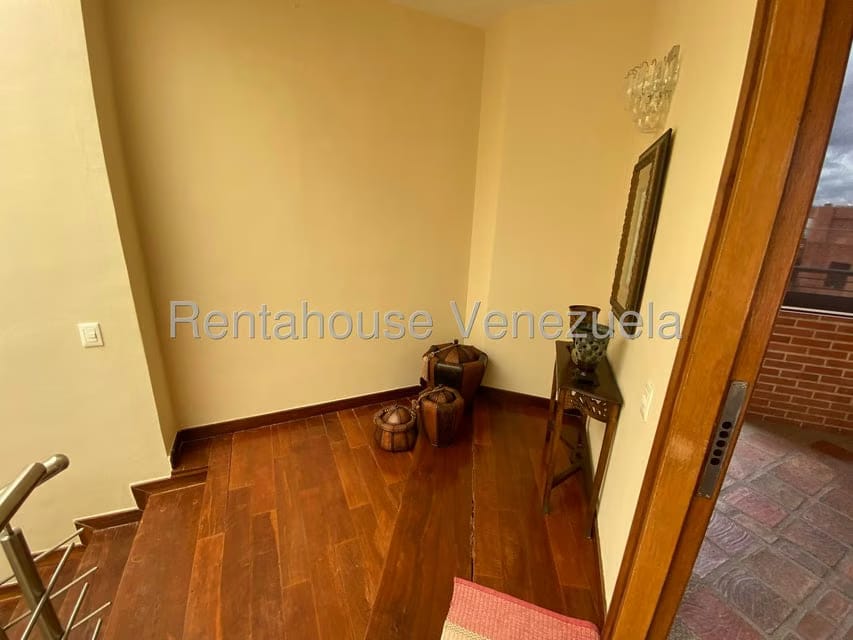 Apartamento (Duplex) en Venta en Los Samanes, Distrito Metropolitano - 33
