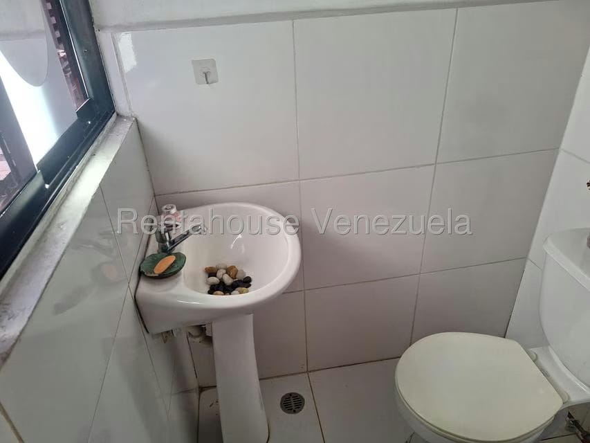 Comercial (Oficina) en Alquiler en Bello Monte, Distrito Metropolitano - 25