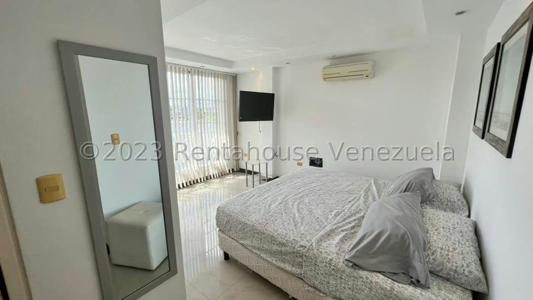 Townhouse (1 Nivel) en Venta en Puerto Encantado, Miranda - 27