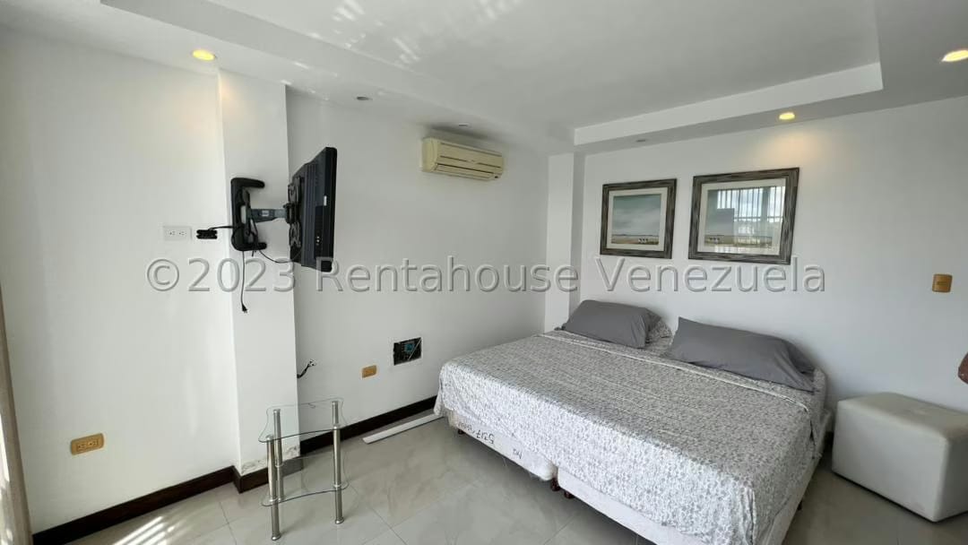 Townhouse (1 Nivel) en Venta en Puerto Encantado, Miranda - 4