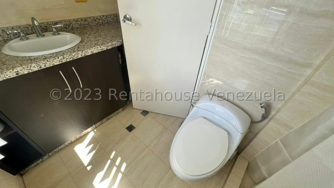 Townhouse (1 Nivel) en Venta en Puerto Encantado, Miranda - 6