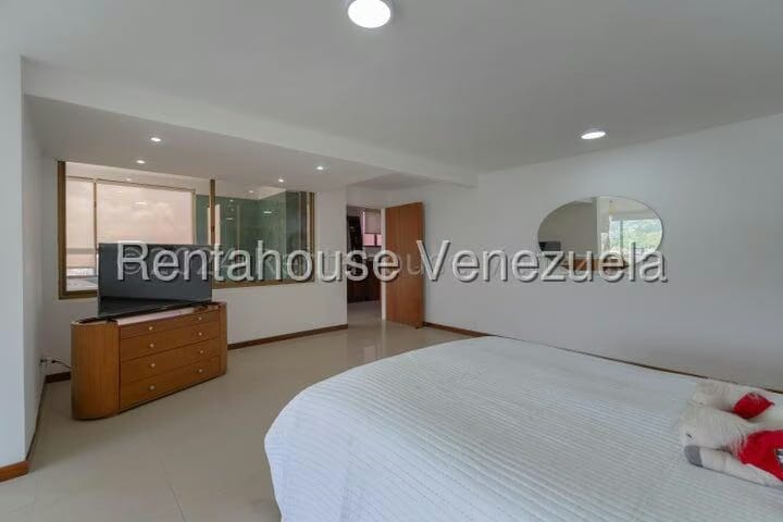 Apartamento (Multiples Niveles) en Venta en Las Esmeraldas, Distrito Metropolitano - 38