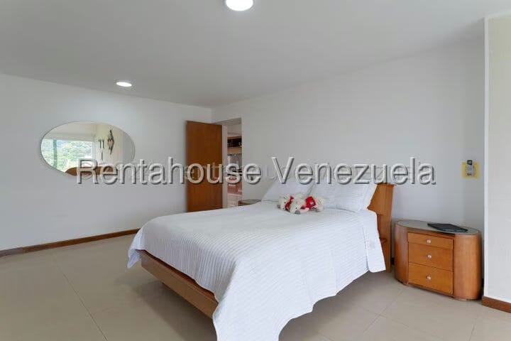 Apartamento (Multiples Niveles) en Venta en Las Esmeraldas, Distrito Metropolitano - 39