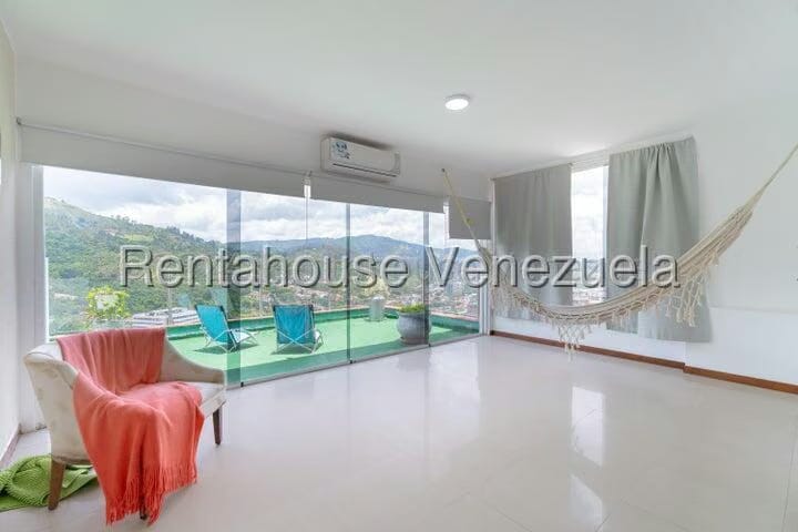 Apartamento (Multiples Niveles) en Venta en Las Esmeraldas, Distrito Metropolitano - 40