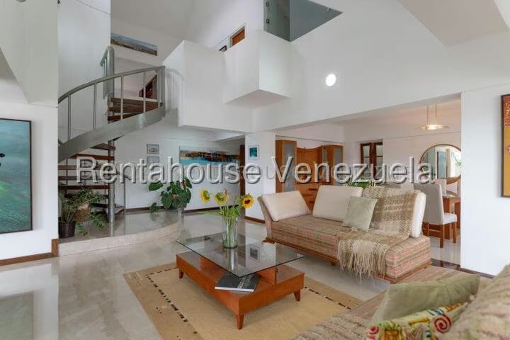 Apartamento (Multiples Niveles) en Venta en Las Esmeraldas, Distrito Metropolitano - 7