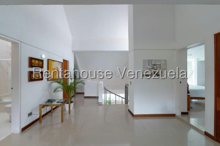 Apartamento (Multiples Niveles) en Venta en Las Esmeraldas, Distrito Metropolitano - 66