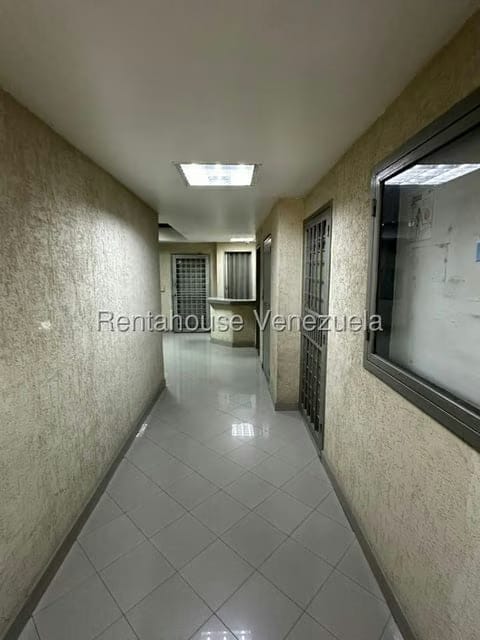 Comercial (Oficina) en Alquiler en La Trinidad, Distrito Metropolitano - 4