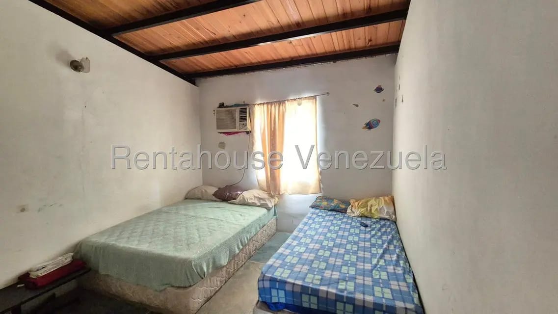 Casa (1 Nivel) en Venta en Centro, Lara - 11