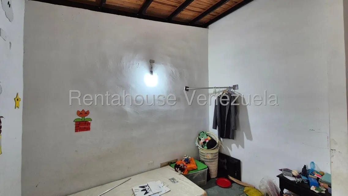 Casa (1 Nivel) en Venta en Centro, Lara - 16