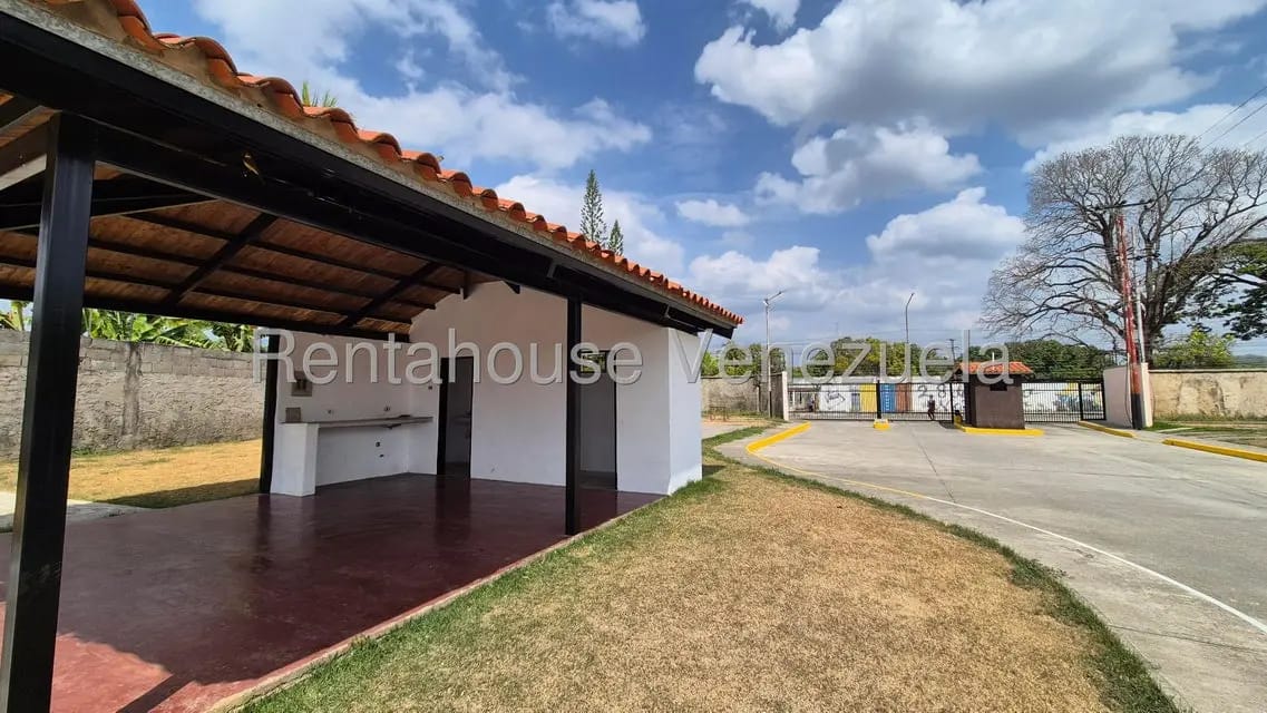 Casa (1 Nivel) en Venta en Centro, Lara - 27