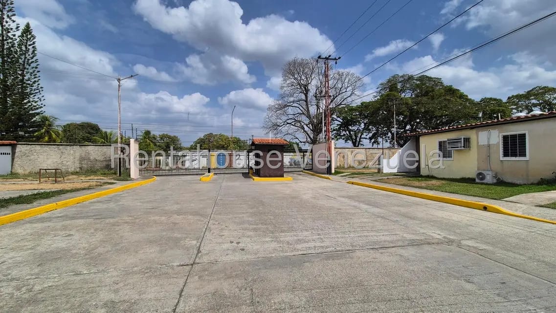 Casa (1 Nivel) en Venta en Centro, Lara - 29