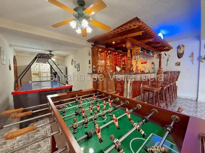 Casa (Multipes Niveles) en Venta en El Cafetal, Distrito Metropolitano - 13