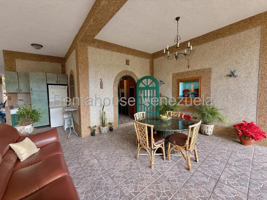 Casa (Multipes Niveles) en Venta en El Cafetal, Distrito Metropolitano - 21