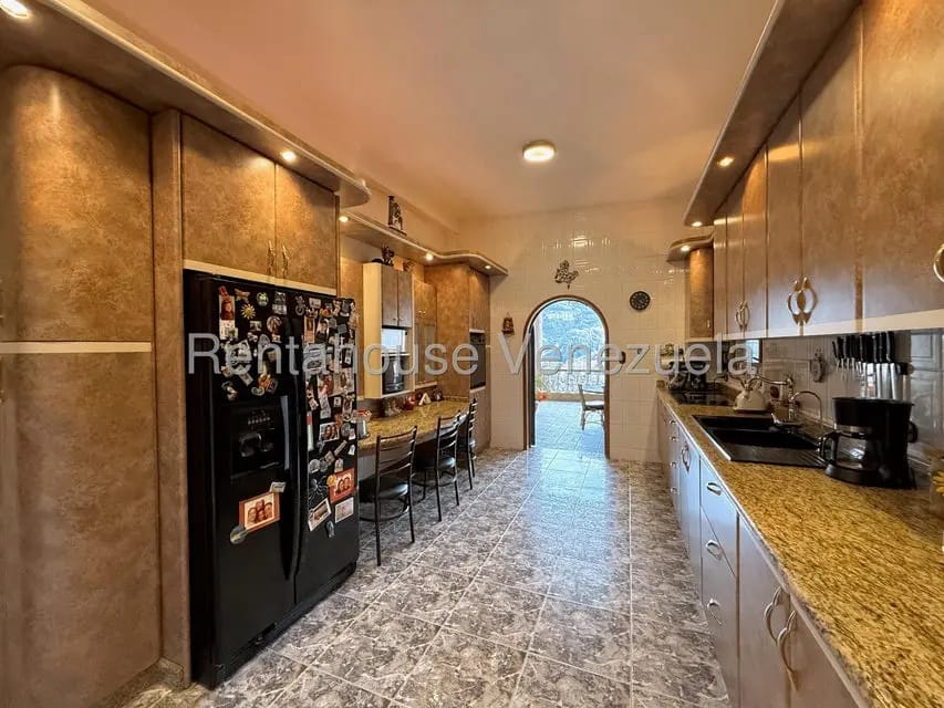 Casa (Multipes Niveles) en Venta en El Cafetal, Distrito Metropolitano - 24