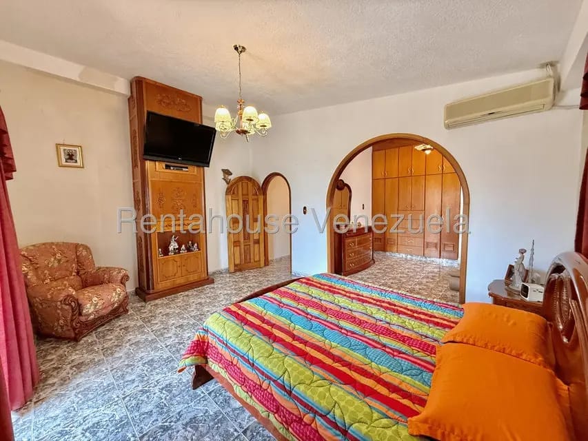 Casa (Multipes Niveles) en Venta en El Cafetal, Distrito Metropolitano - 27