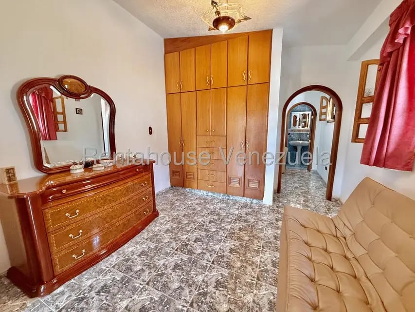 Casa (Multipes Niveles) en Venta en El Cafetal, Distrito Metropolitano - 28