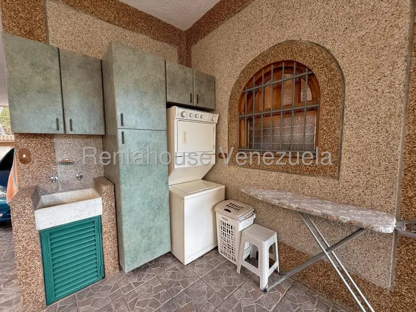 Casa (Multipes Niveles) en Venta en El Cafetal, Distrito Metropolitano - 40