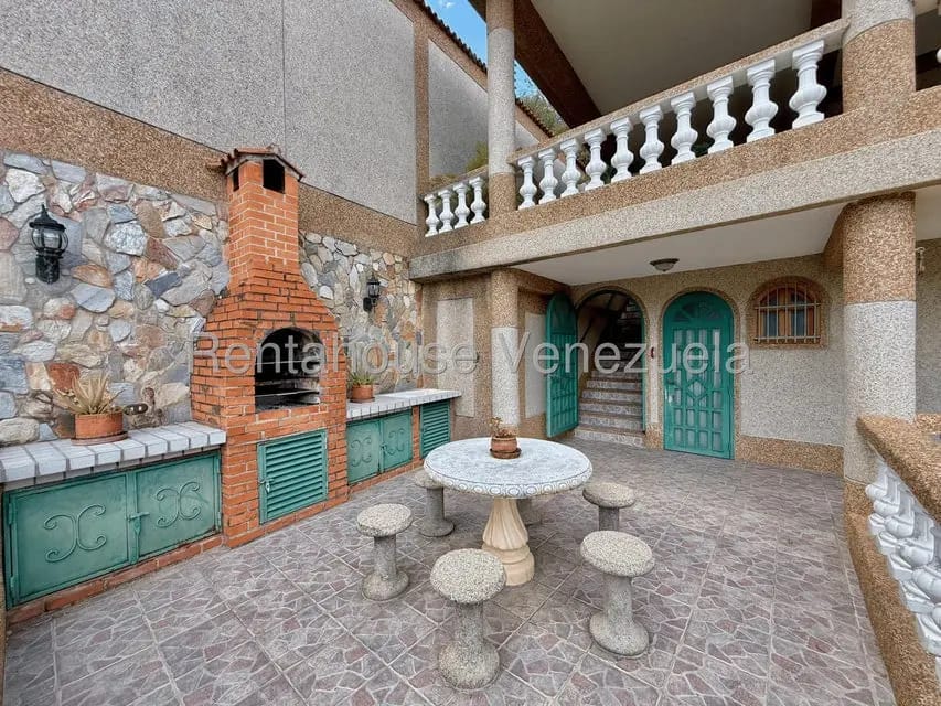 Casa (Multipes Niveles) en Venta en El Cafetal, Distrito Metropolitano - 8