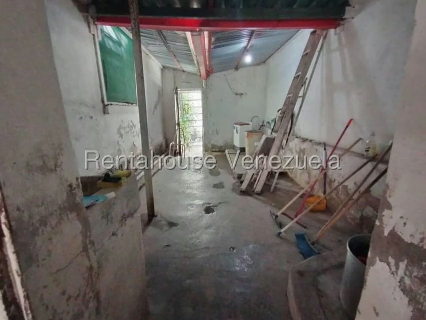 Casa (1 Nivel) en Venta en Santa Monica, Distrito Metropolitano - 42