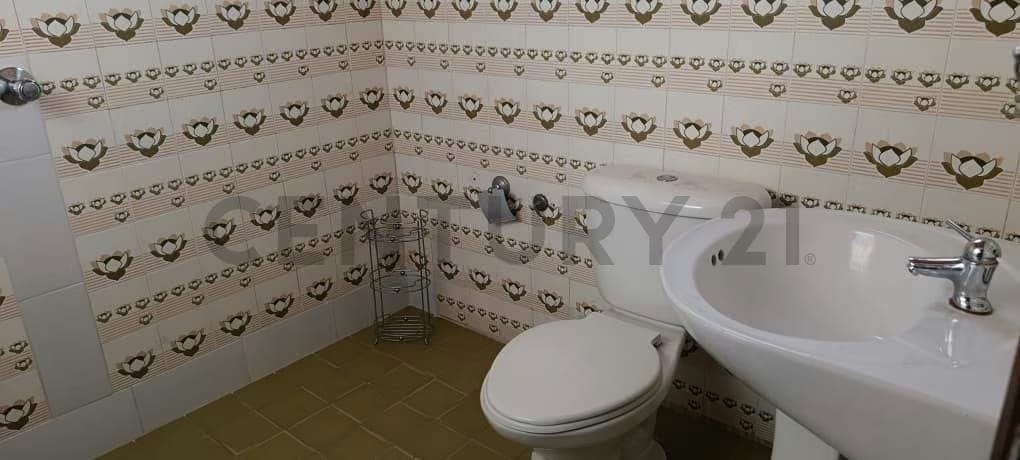 Casa en venta para uso comercial o habitacional en Porlamar, Nueva Esparta - 17