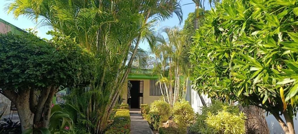 Casa en venta para uso comercial o habitacional en Porlamar, Nueva Esparta - 3