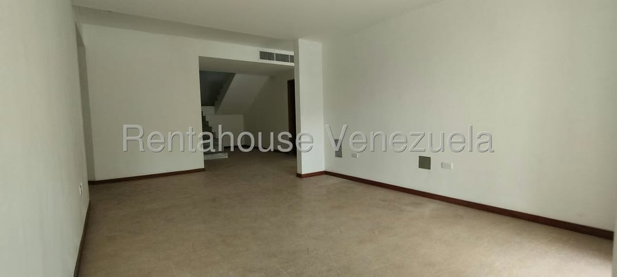 Apartamento (Duplex) en Venta en Lomas de Las Mercedes, Distrito Metropolitano - 25