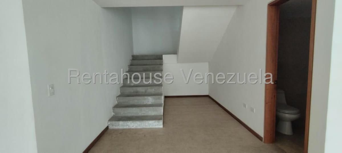 Apartamento (Duplex) en Venta en Lomas de Las Mercedes, Distrito Metropolitano - 26