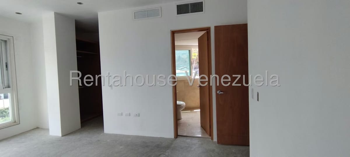 Apartamento (Duplex) en Venta en Lomas de Las Mercedes, Distrito Metropolitano - 34