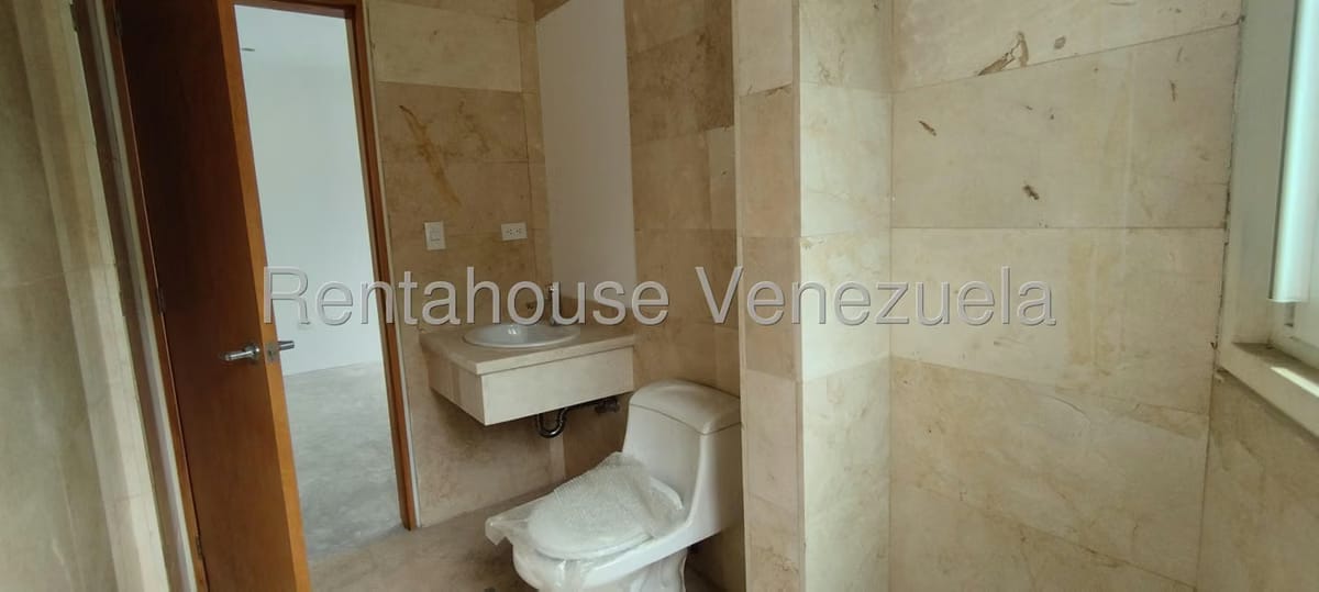 Apartamento (Duplex) en Venta en Lomas de Las Mercedes, Distrito Metropolitano - 36