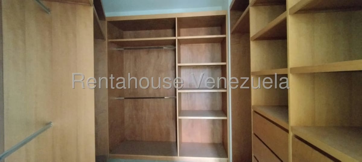 Apartamento (Duplex) en Venta en Lomas de Las Mercedes, Distrito Metropolitano - 49