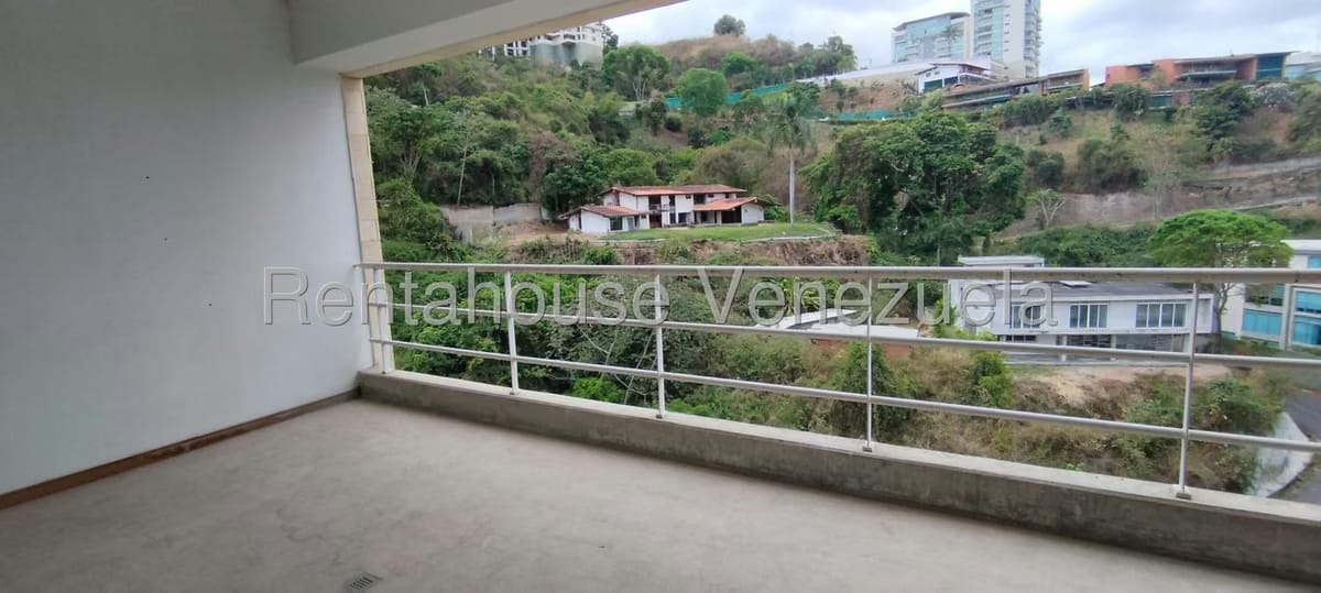 Apartamento (Duplex) en Venta en Lomas de Las Mercedes, Distrito Metropolitano - 6