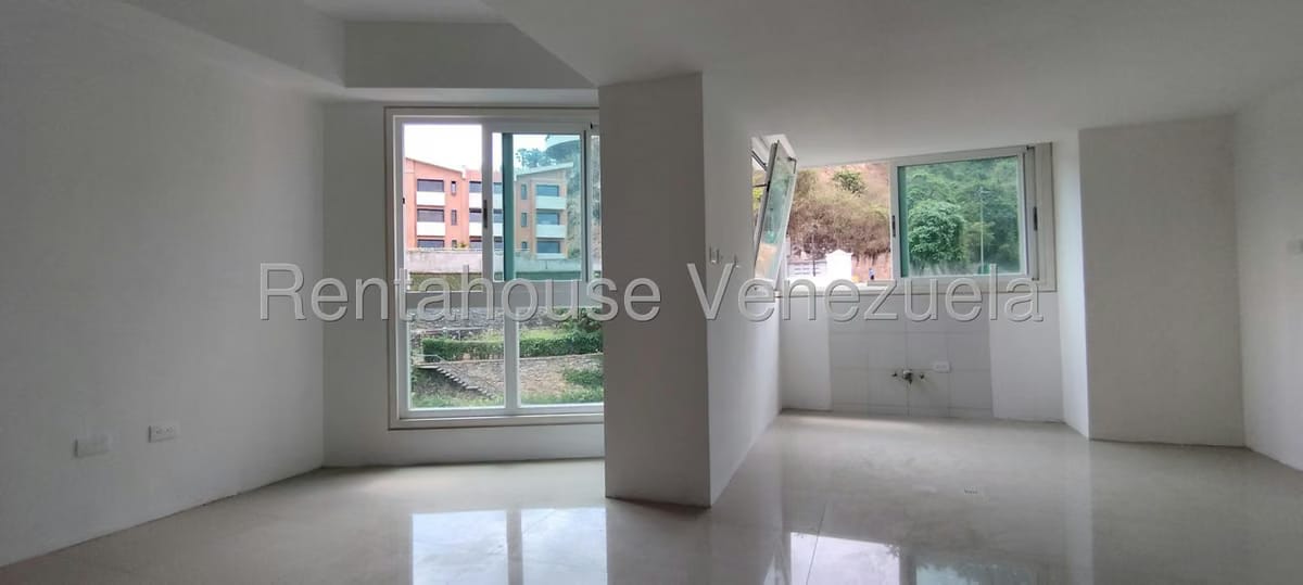 Apartamento (Duplex) en Venta en Lomas de Las Mercedes, Distrito Metropolitano - 8