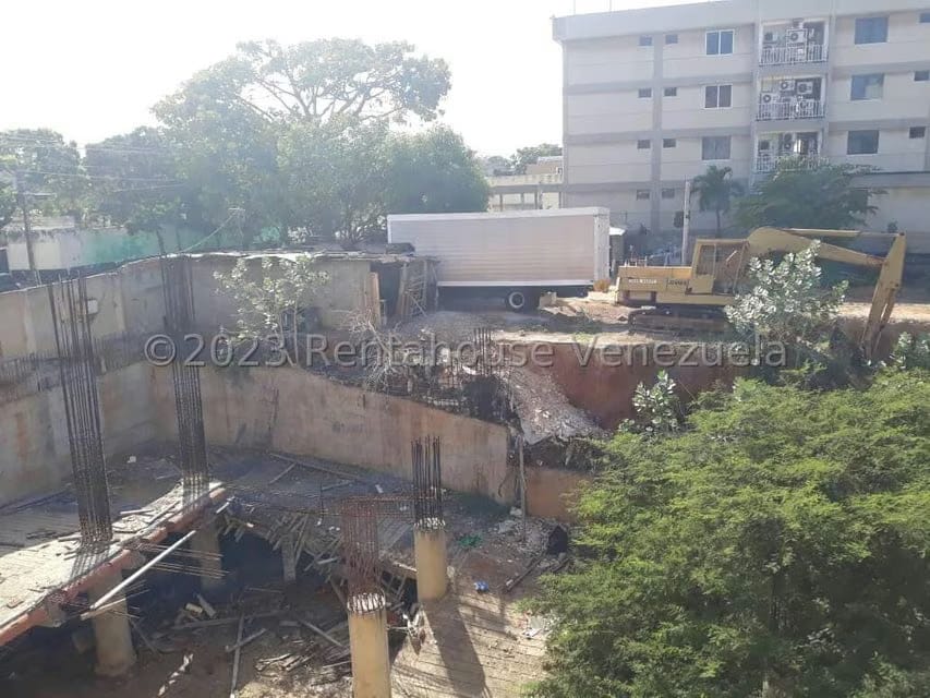 Terreno (Comercial) en Venta en Playa Grande, Vargas - 2