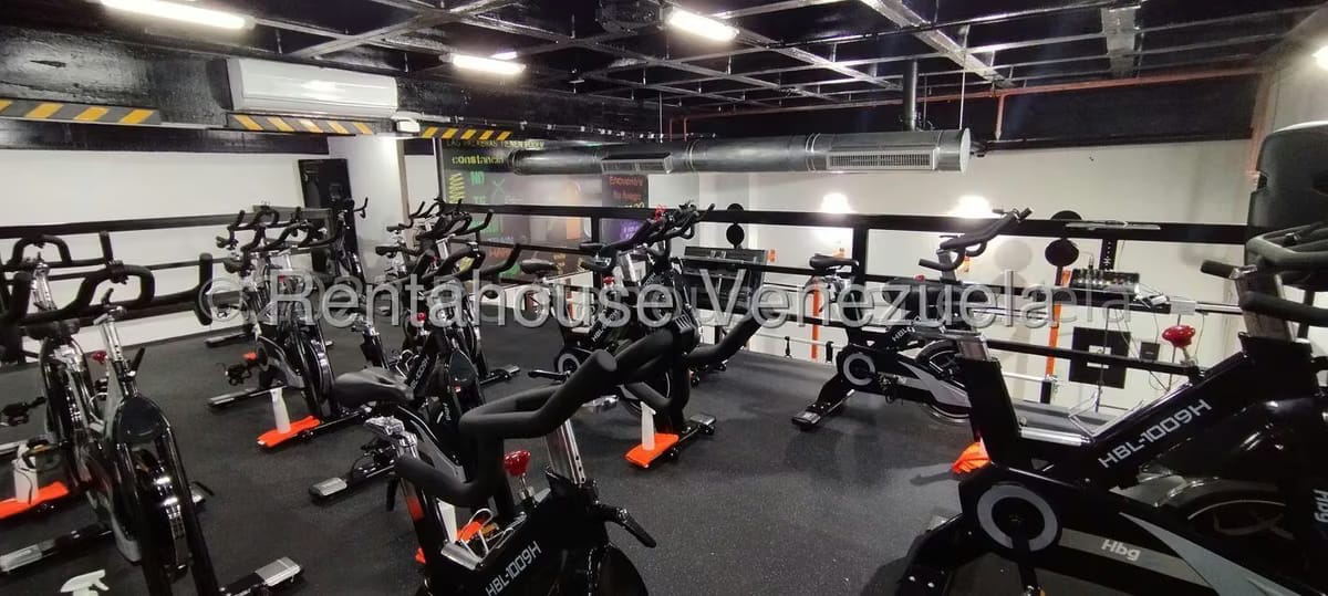Comercial (Local Comercial) en Venta en Prados del Este, Distrito Metropolitano - 17