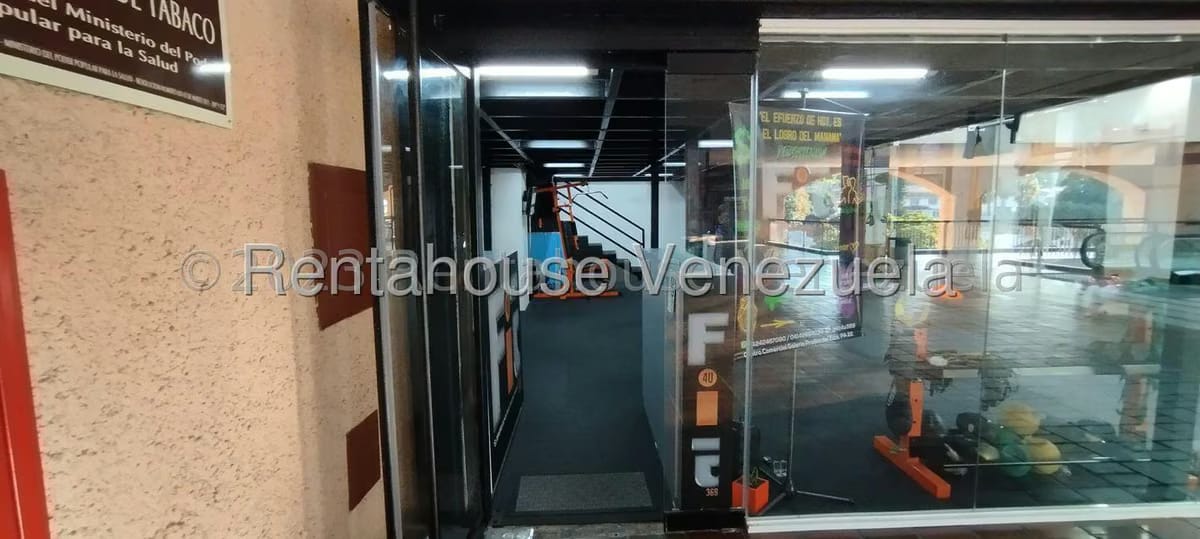 Comercial (Local Comercial) en Venta en Prados del Este, Distrito Metropolitano - 3