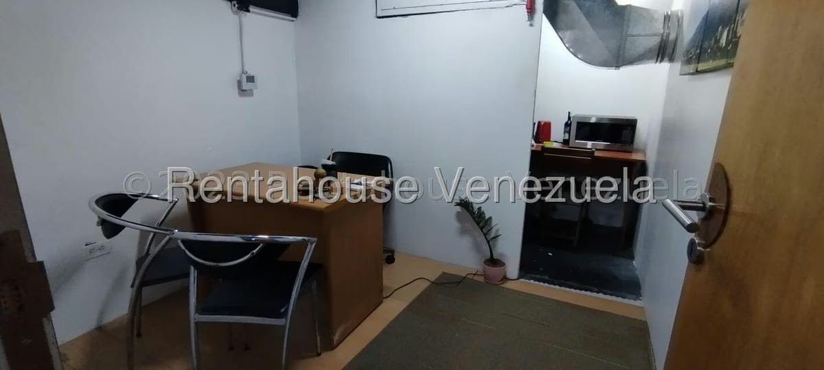 Comercial (Local Comercial) en Venta en Prados del Este, Distrito Metropolitano - 25