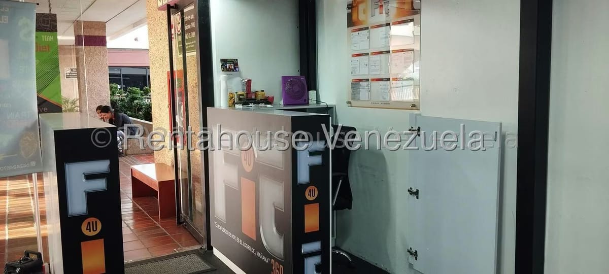 Comercial (Local Comercial) en Venta en Prados del Este, Distrito Metropolitano - 5