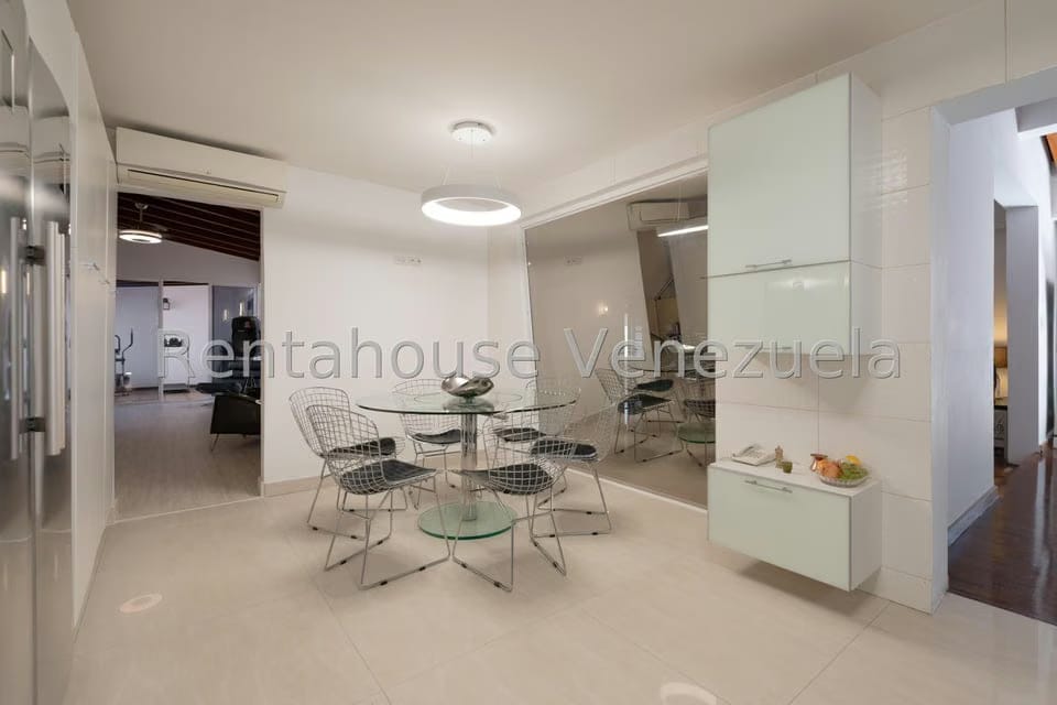 Casa (Duplex) en Venta en Santa Fe Norte, Distrito Metropolitano - 11