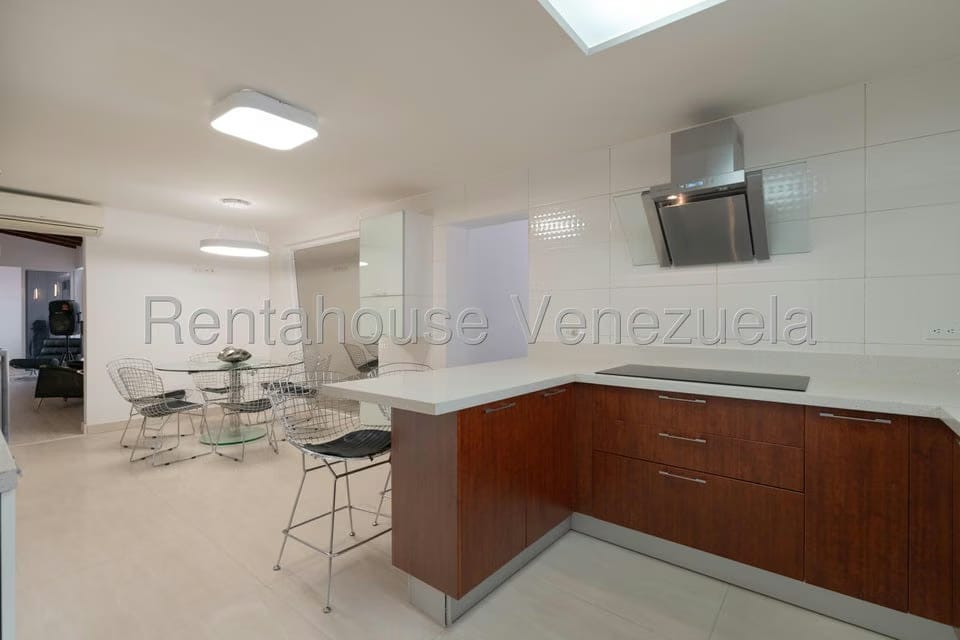 Casa (Duplex) en Venta en Santa Fe Norte, Distrito Metropolitano - 12