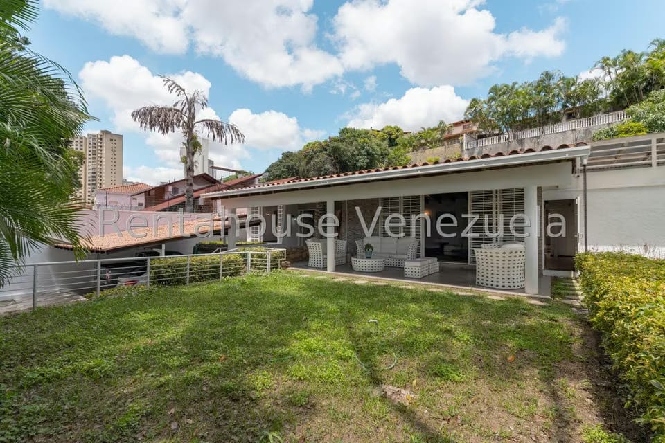 Casa (Duplex) en Venta en Santa Fe Norte, Distrito Metropolitano - 25