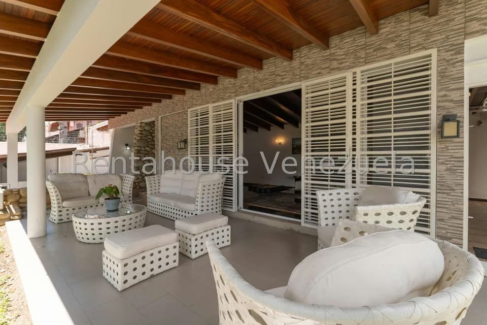 Casa (Duplex) en Venta en Santa Fe Norte, Distrito Metropolitano - 26