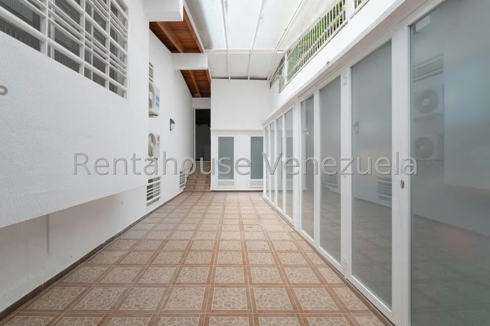 Casa (Duplex) en Venta en Santa Fe Norte, Distrito Metropolitano - 34