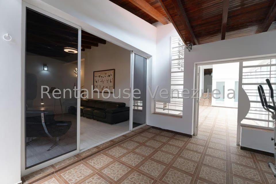 Casa (Duplex) en Venta en Santa Fe Norte, Distrito Metropolitano - 35