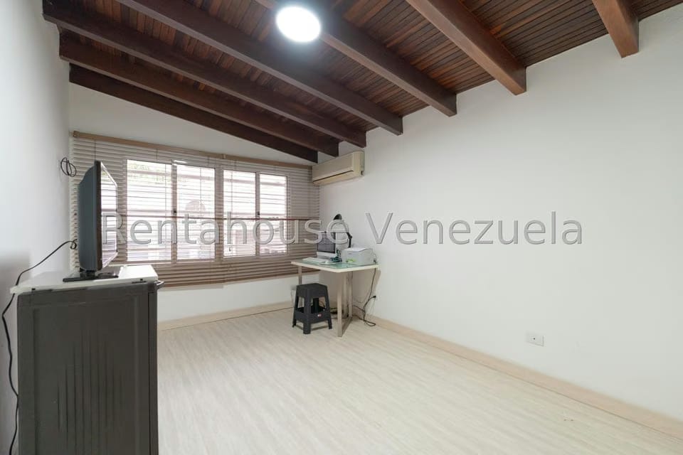Casa (Duplex) en Venta en Santa Fe Norte, Distrito Metropolitano - 62