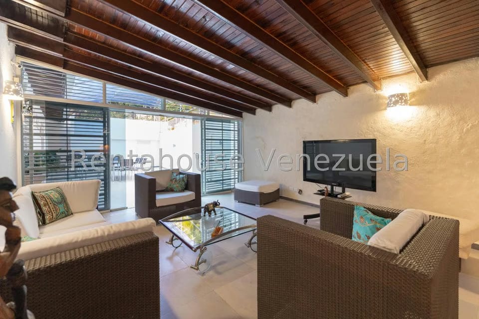 Casa (Duplex) en Venta en Santa Fe Norte, Distrito Metropolitano - 70