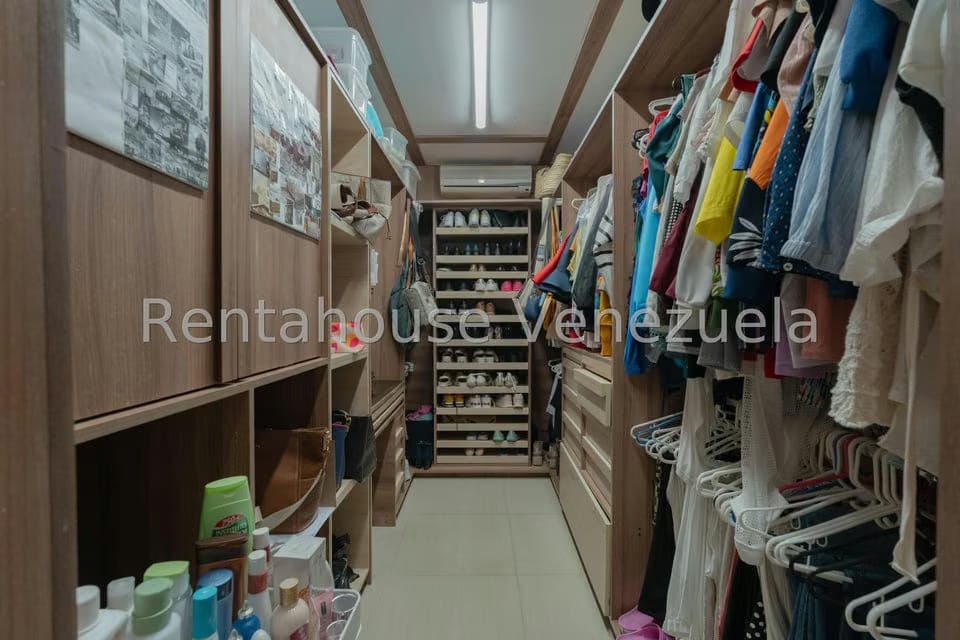 Casa (Duplex) en Venta en Santa Fe Norte, Distrito Metropolitano - 73